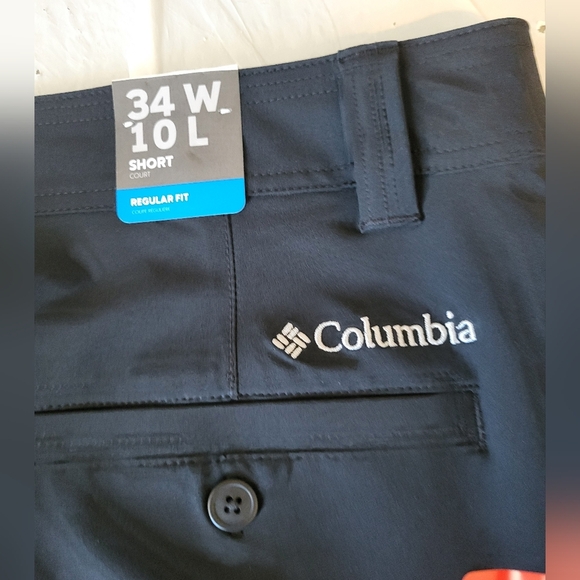 Columbia Black Flat Front Shorts, Size 34 - Picture 4 of 6